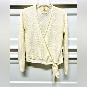 HOLLISTER Long Sleeve Wrap Sweater for Womens. Size Small, Color Cream.